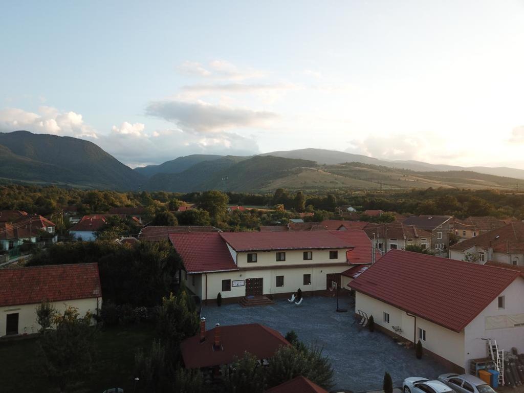 Pensiunea Marmis Riu Barbat Esterno foto